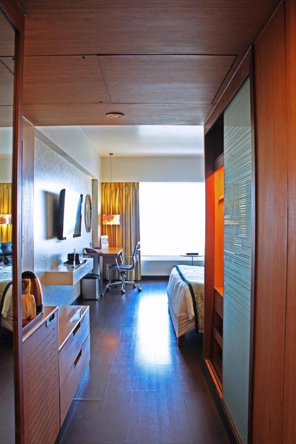 Fortune Select Sg Highway, Ahmedabad - Member Itc Hotels' Group Экстерьер фото