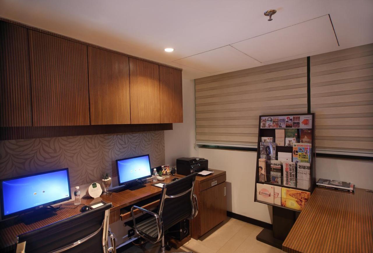 Fortune Select Sg Highway, Ahmedabad - Member Itc Hotels' Group Экстерьер фото