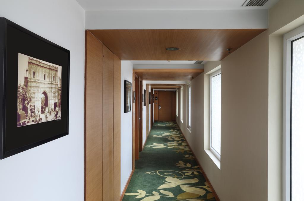 Fortune Select Sg Highway, Ahmedabad - Member Itc Hotels' Group Экстерьер фото