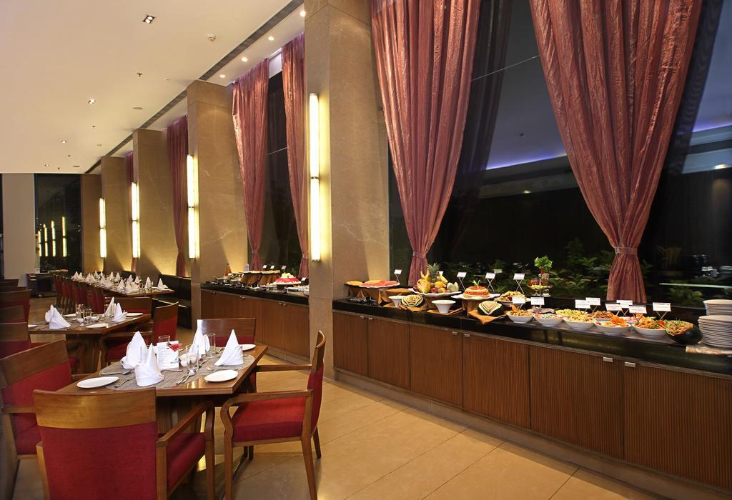 Fortune Select Sg Highway, Ahmedabad - Member Itc Hotels' Group Экстерьер фото