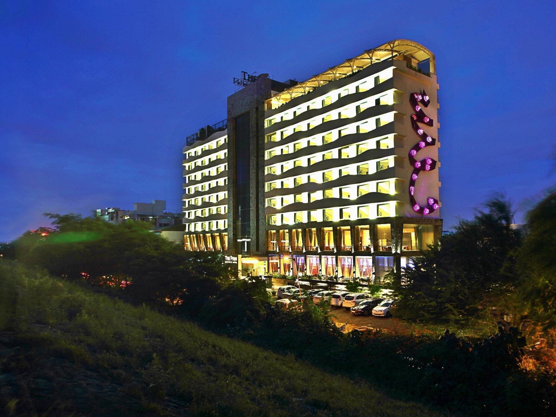 Fortune Select Sg Highway, Ahmedabad - Member Itc Hotels' Group Экстерьер фото